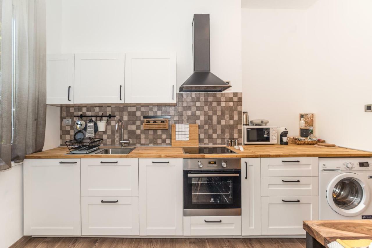 Apartment Mille Рієка Екстер'єр фото